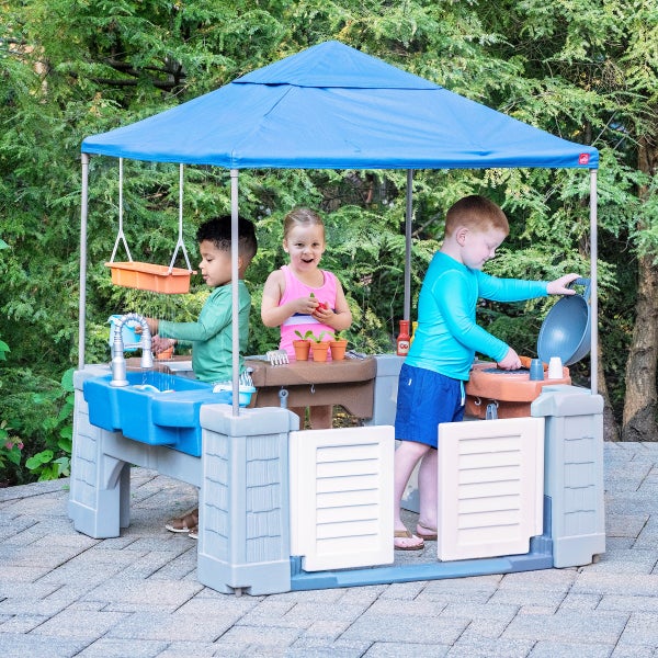 Step2 Grill and Gather Play Center with Canopy