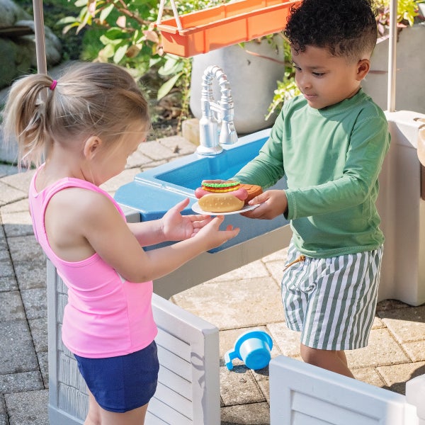 Step2 Grill and Gather Play Center with Canopy