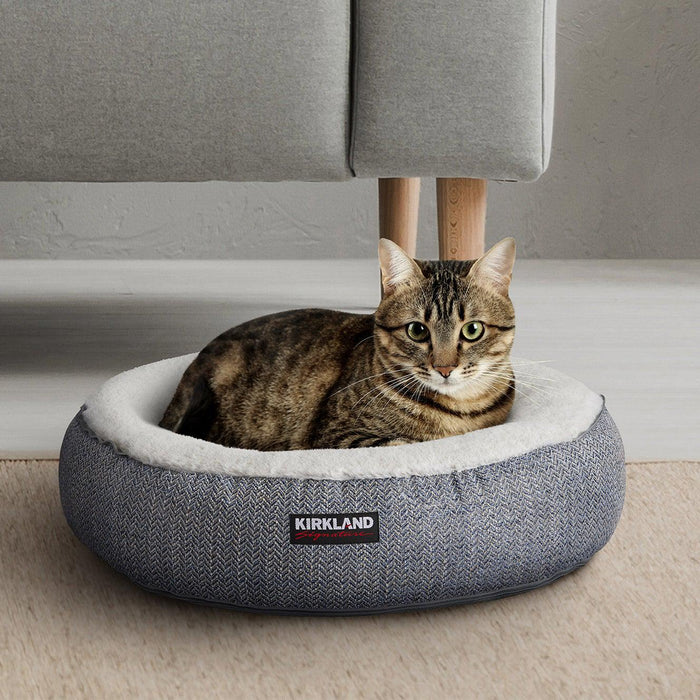 Kirkland Signature 22 Round Hooded Pet Bed